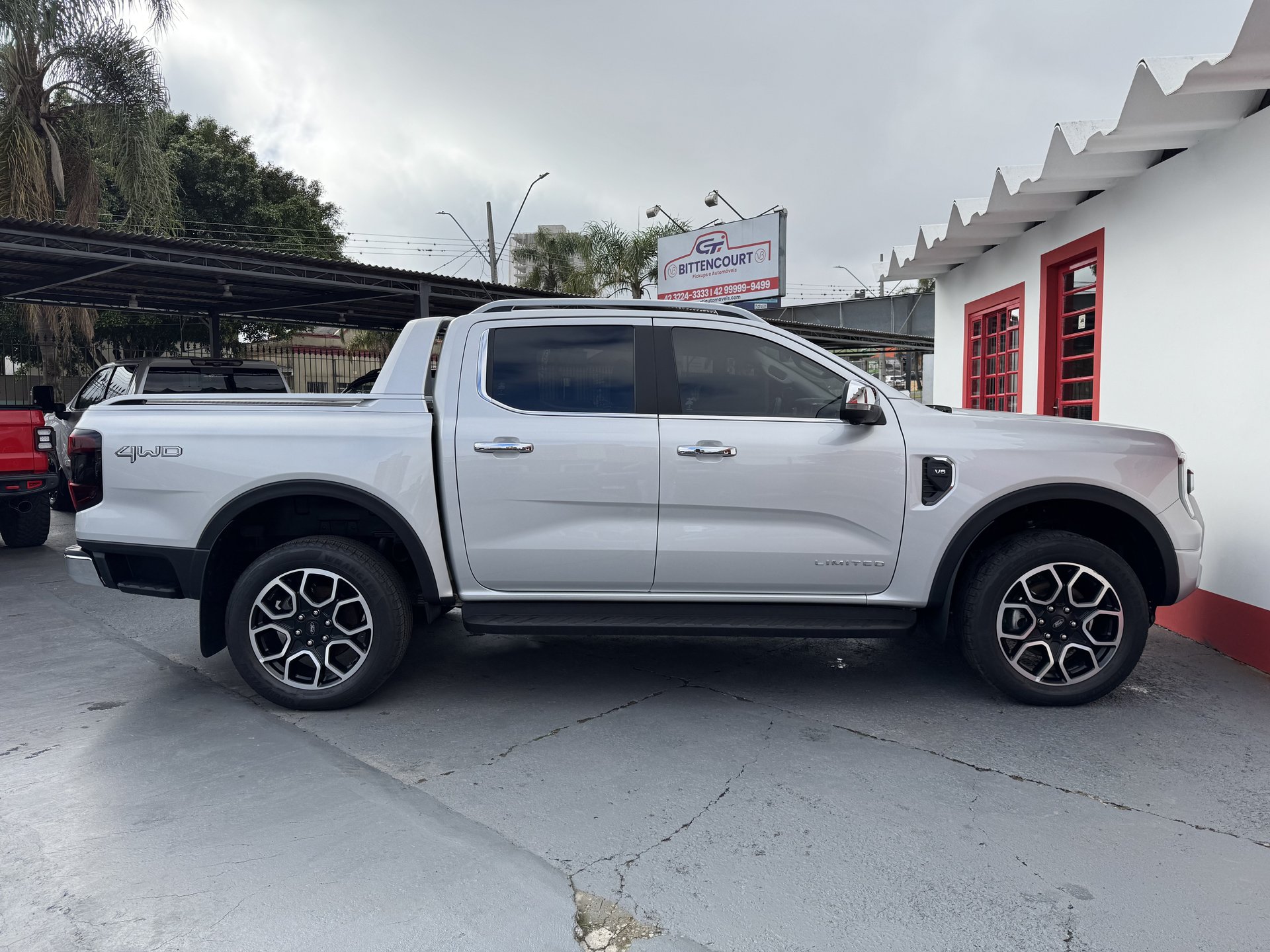 Ford Ranger 3.0 Limited+ V6 4X4 CD TB Diesel Automático 2025/2026 foto 5