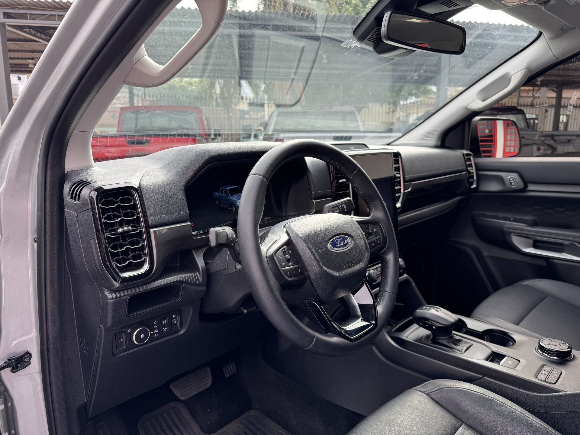 Ford Ranger 3.0 Limited+ V6 4X4 CD TB Diesel Automático 2025/2026 foto 8