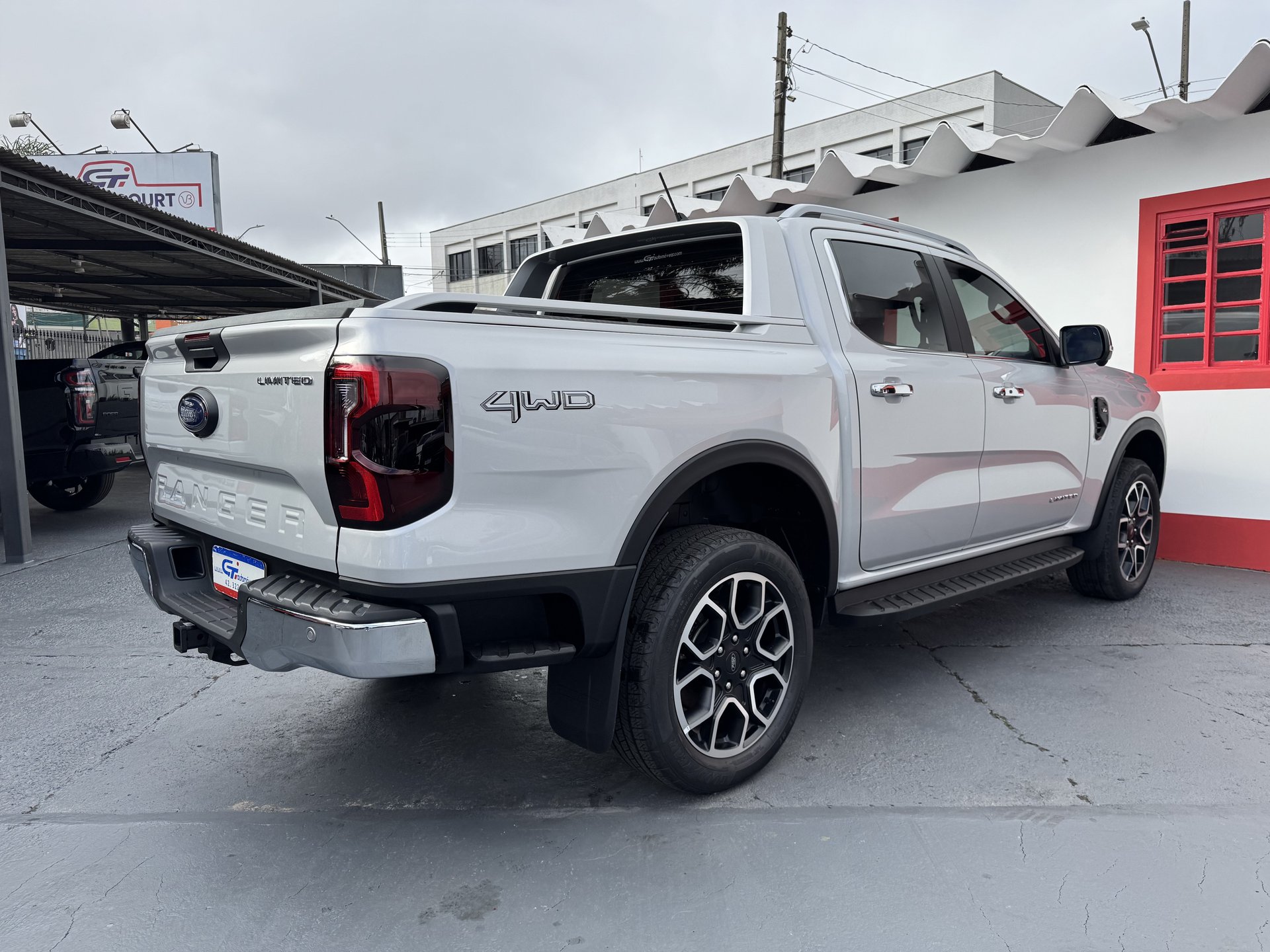 Ford Ranger 3.0 Limited+ V6 4X4 CD TB Diesel Automático 2025/2026 foto 4