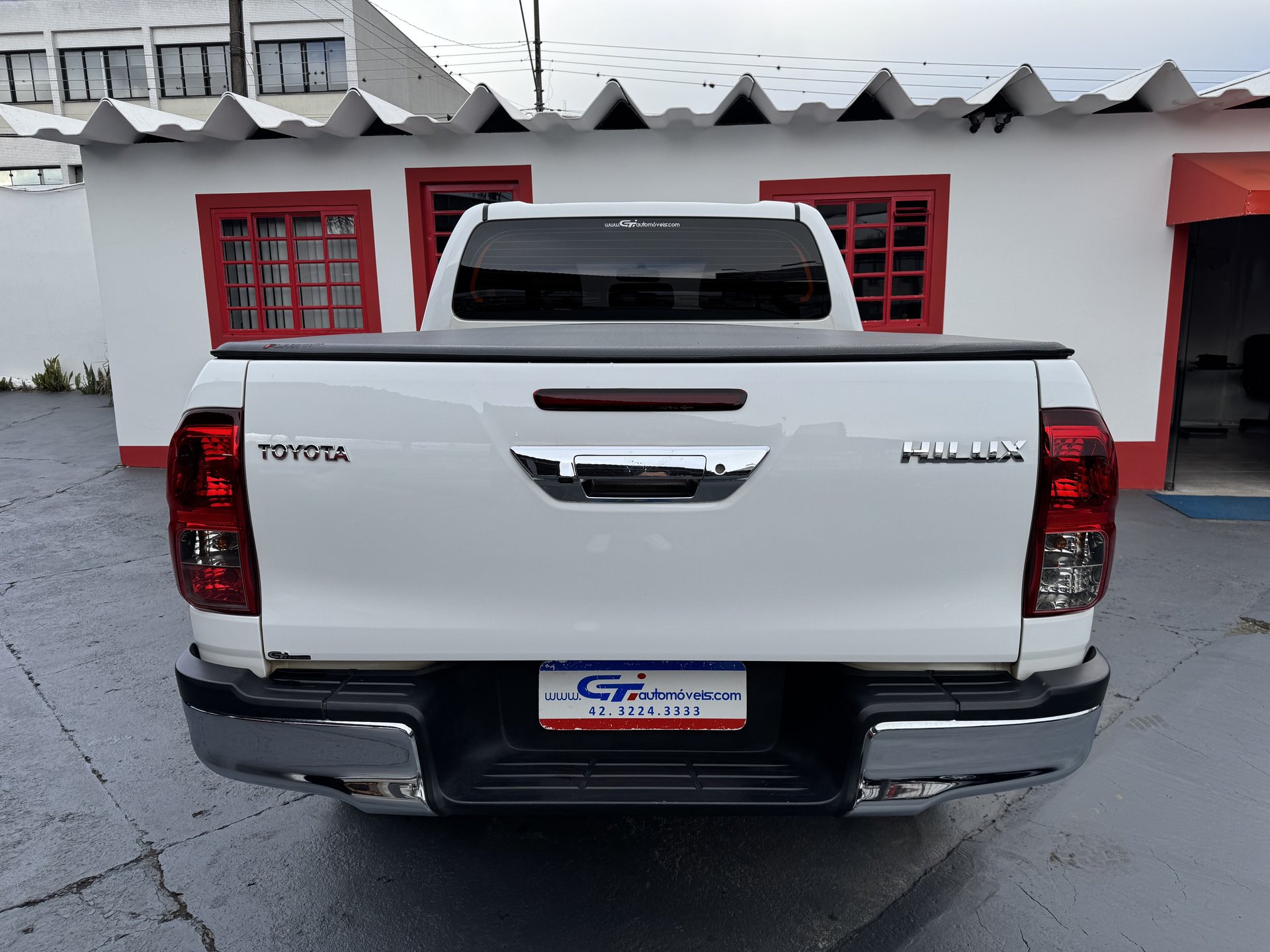 Toyota Hilux 2.8 D-4D Turbo Diesel CD SR 4X4 Automático 2018/2019 foto 6