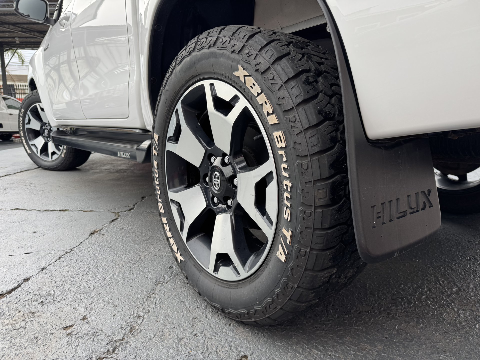Toyota Hilux 2.8 D-4D Turbo Diesel CD SR 4X4 Automático 2018/2019 foto 12
