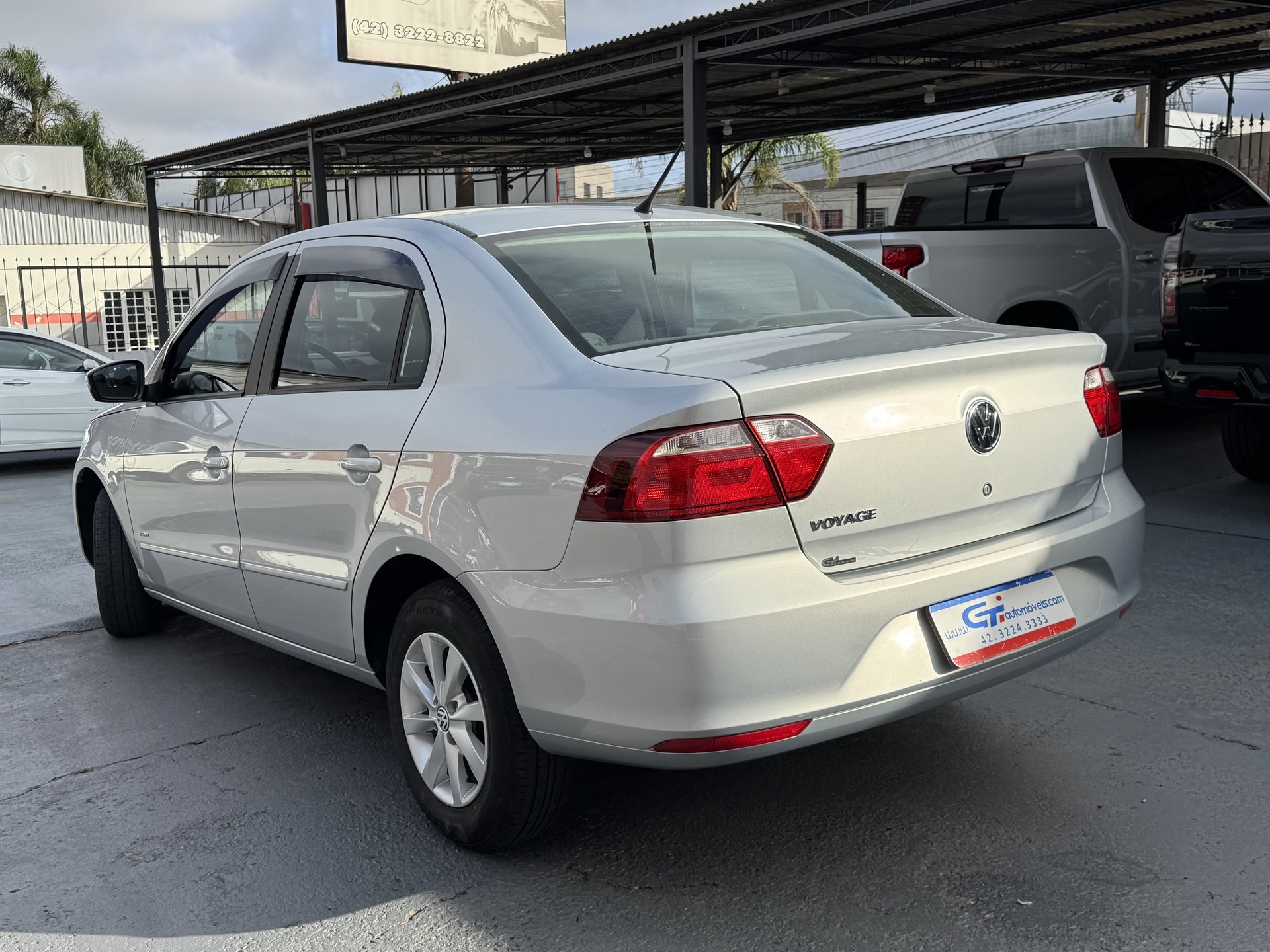 Volkswagen Voyage 1.0 MI 8V Flex 4P Manual 2013/2014 foto 5