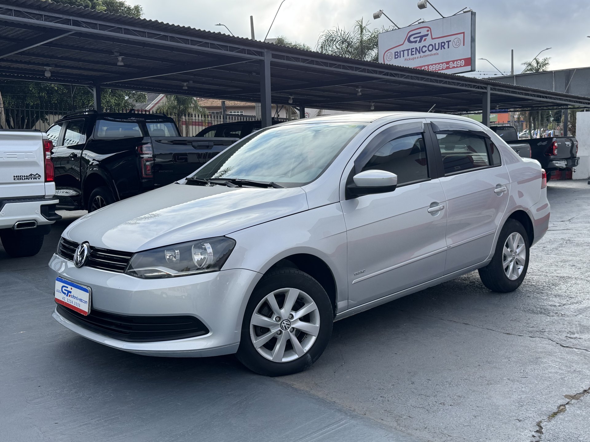 Volkswagen Voyage 1.0 MI 8V Flex 4P Manual 2013/2014 foto 1