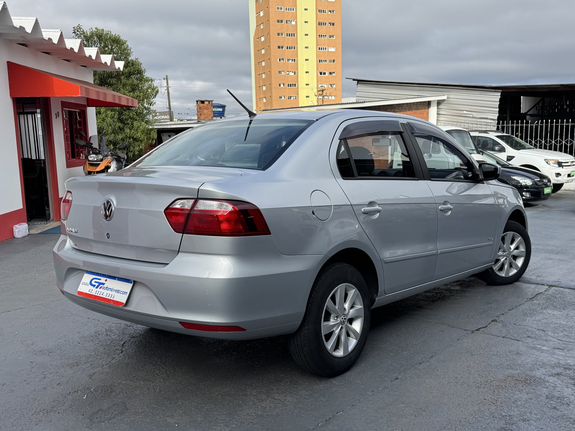 Volkswagen Voyage 1.0 MI 8V Flex 4P Manual 2013/2014 foto 6