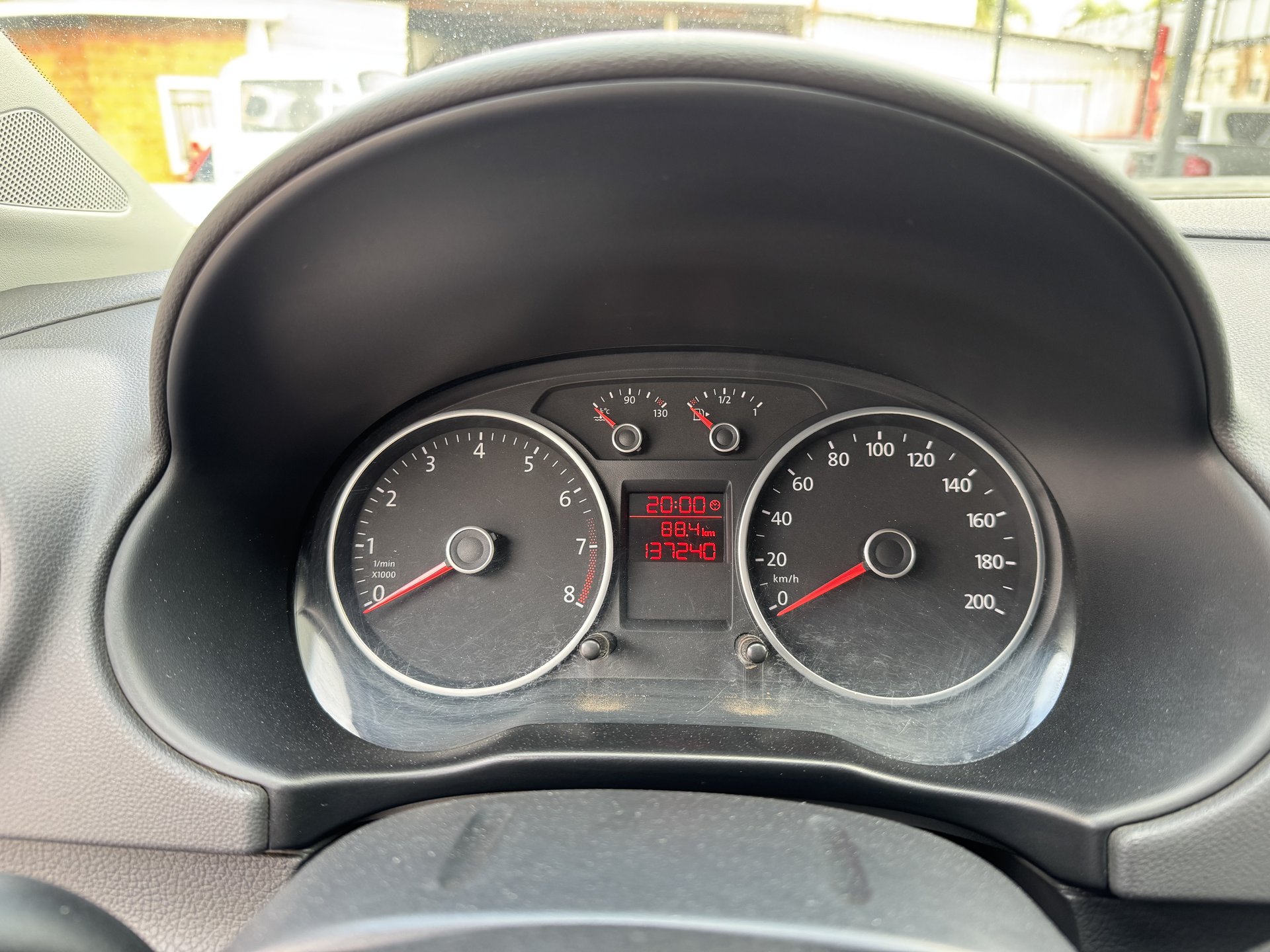 Volkswagen Voyage 1.0 MI 8V Flex 4P Manual 2013/2014 foto 12