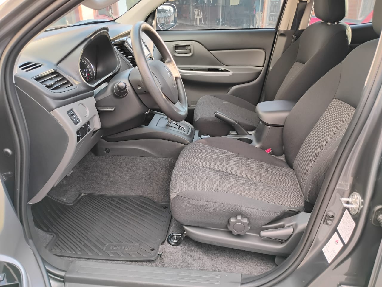 Mitsubishi L200 Triton 2.4 16V Turbo Diesel Outdoor GLS CD 4X4 Automático 2023/2024 foto 10