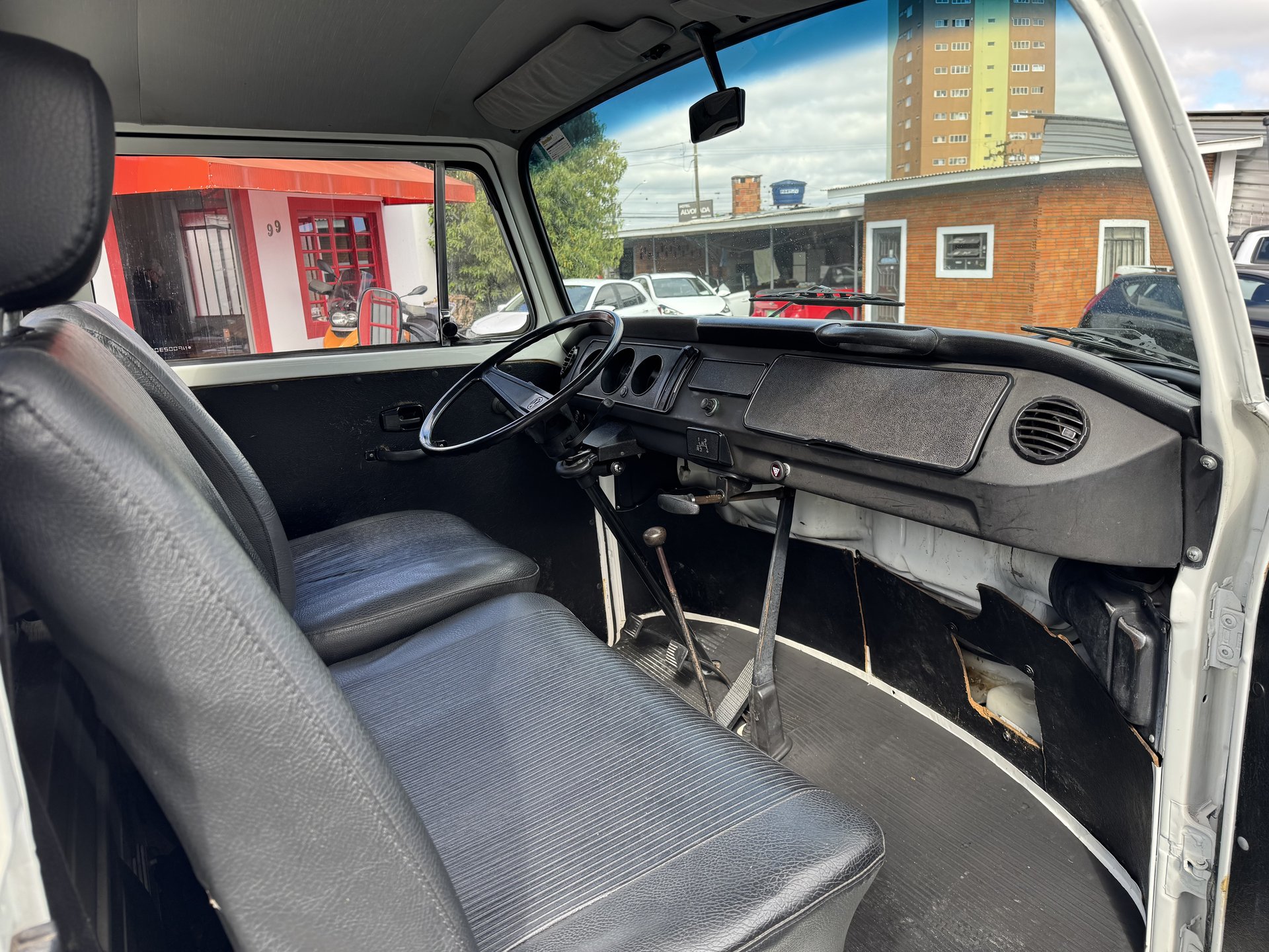 Volkswagen Kombi 1.6 Pick-Up CS 8V Álcool 2P Manual 1992/1992 foto 11
